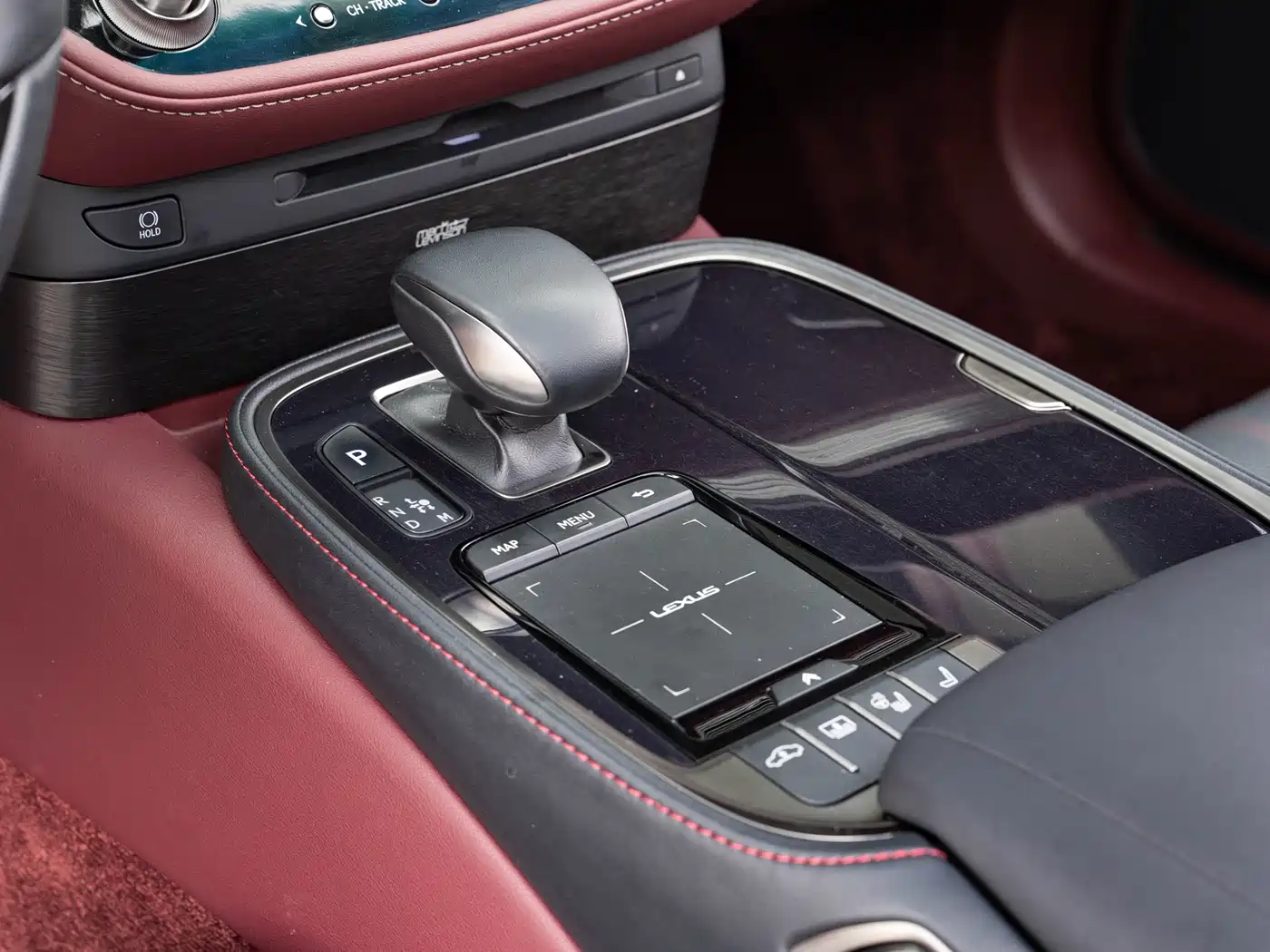 Lexus LS 2021 500h Executive Edition фото 15