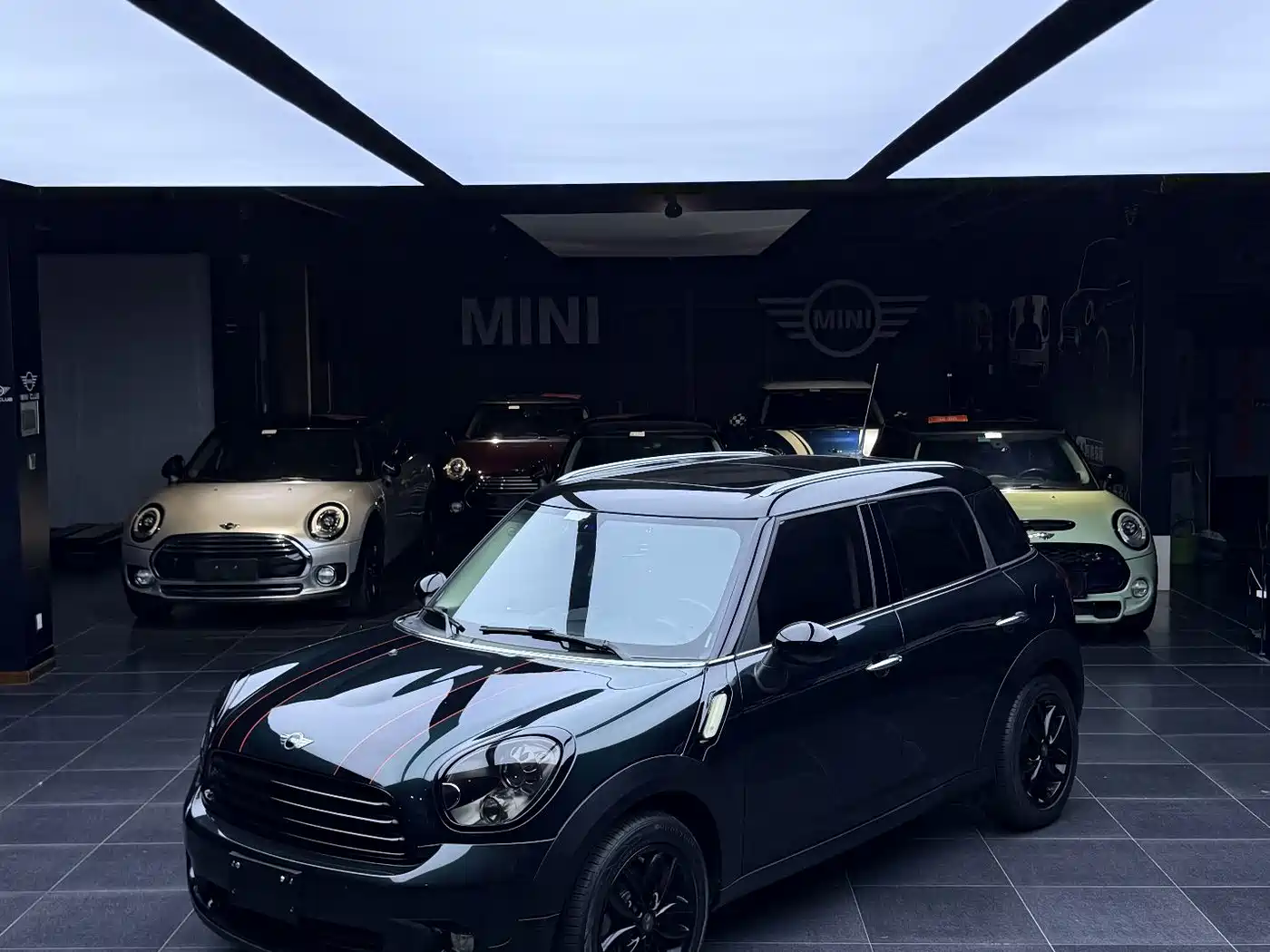 MINI COUNTRYMAN 2011 2011 1.6L COOPER Excitement