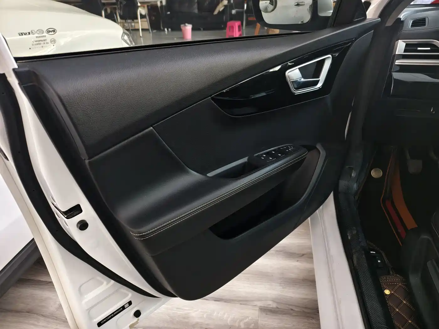 BYD Qin 2019 1.5L Manual Luxury Edition фото 12