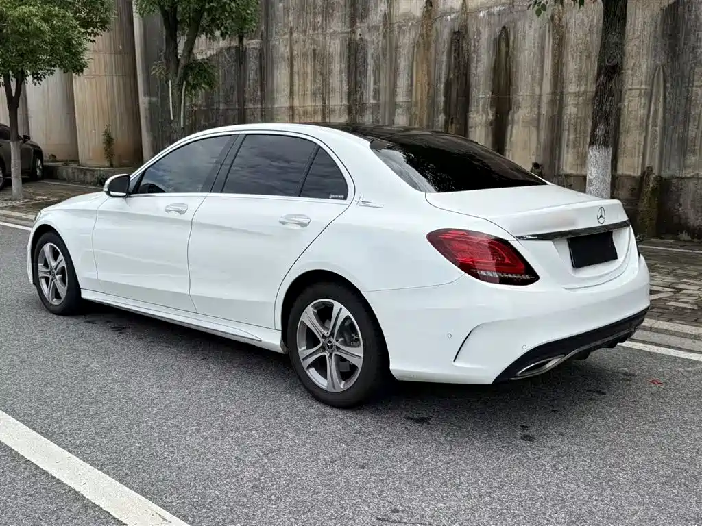 Mercedes-Benz C-Class 2020 Facelift C 260 L Sport фото 6