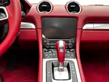 Photo 15 - Porsche 718