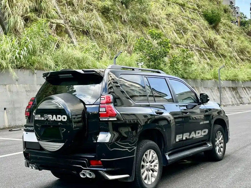 Toyota Prado (Import) 2019 2014 2.7L Automatic Standard Edition
