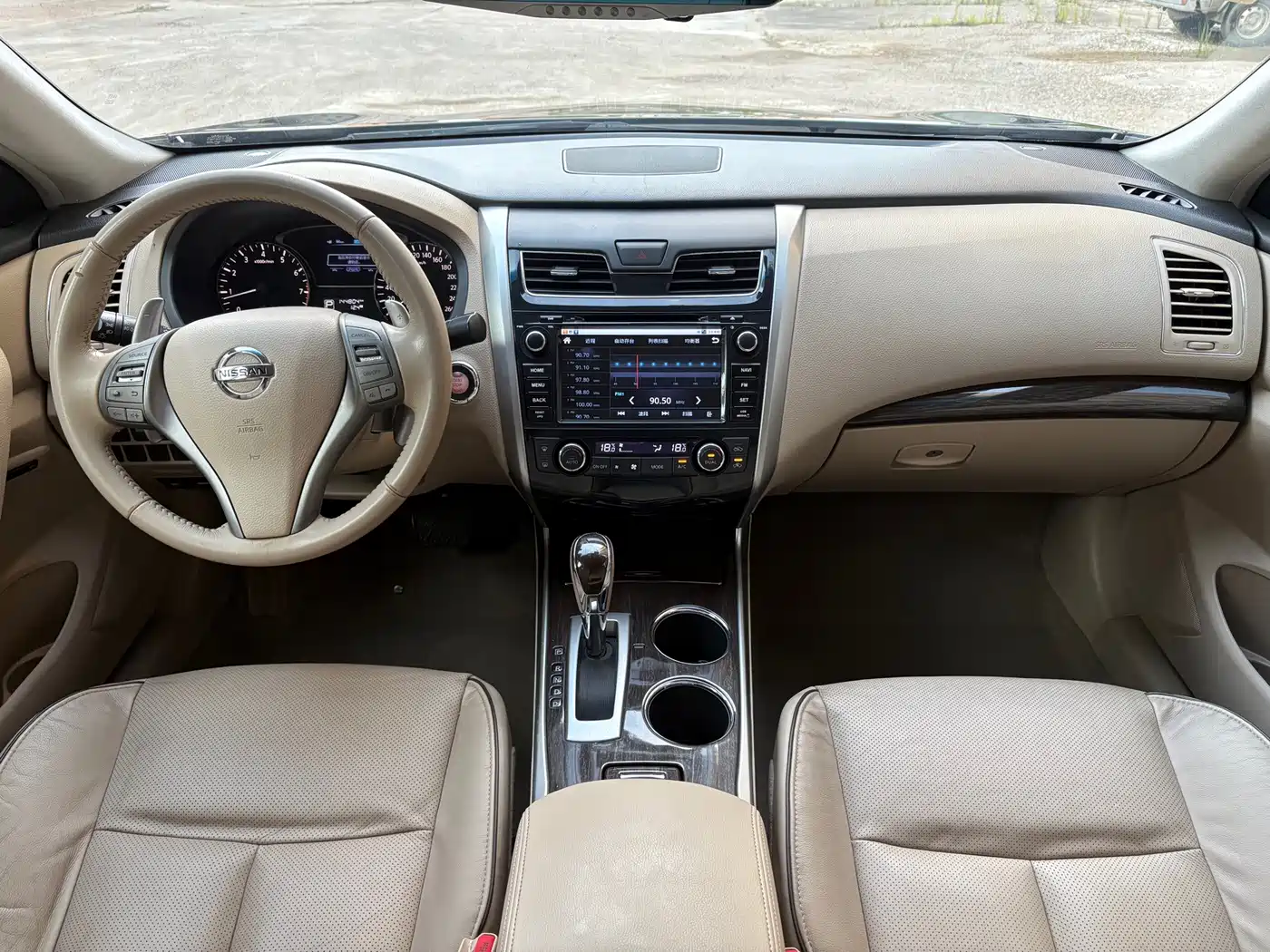 Photo 9 - Nissan Teana
