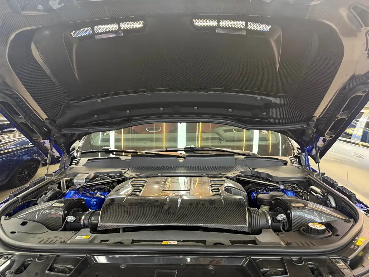 Land Rover Range Rover Sport 2019 5.0 SC V8 SVR фото 19