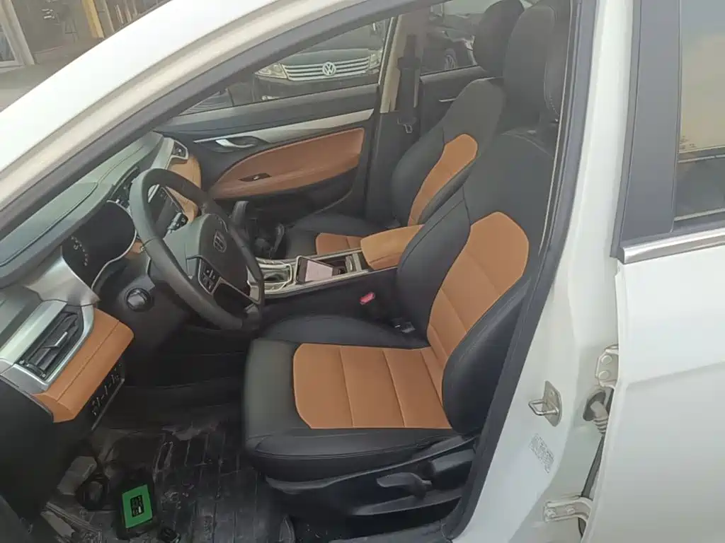 Geely Vision S1 2018 2018 1.4T CVT Sharp Enjoy