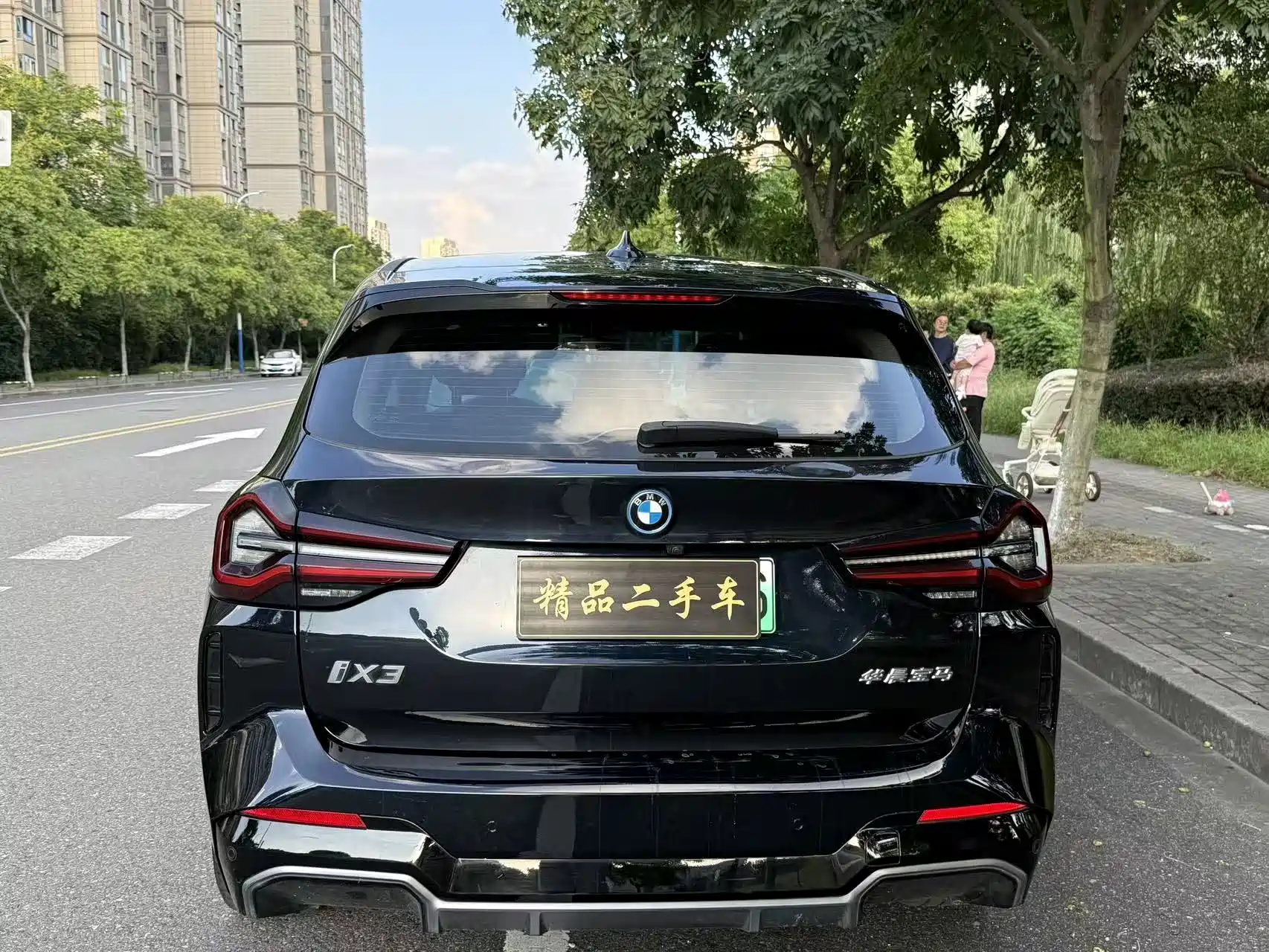 Фото 6 - BMW iX3