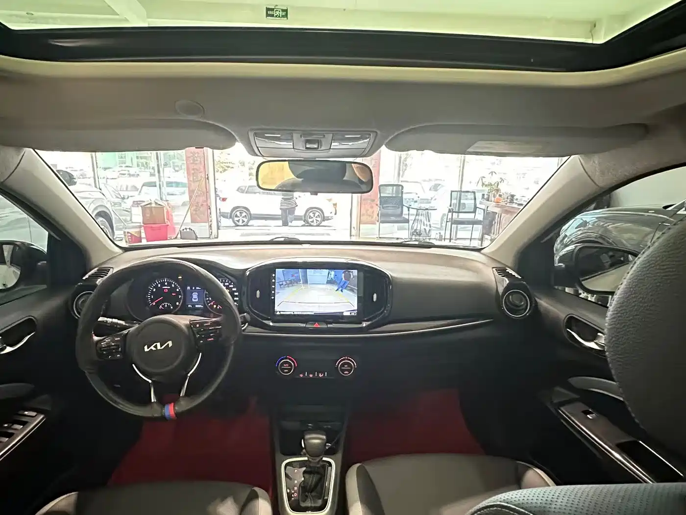 Kia KX1 2021 1.4L CVT Fun Sunroof Version фото 11