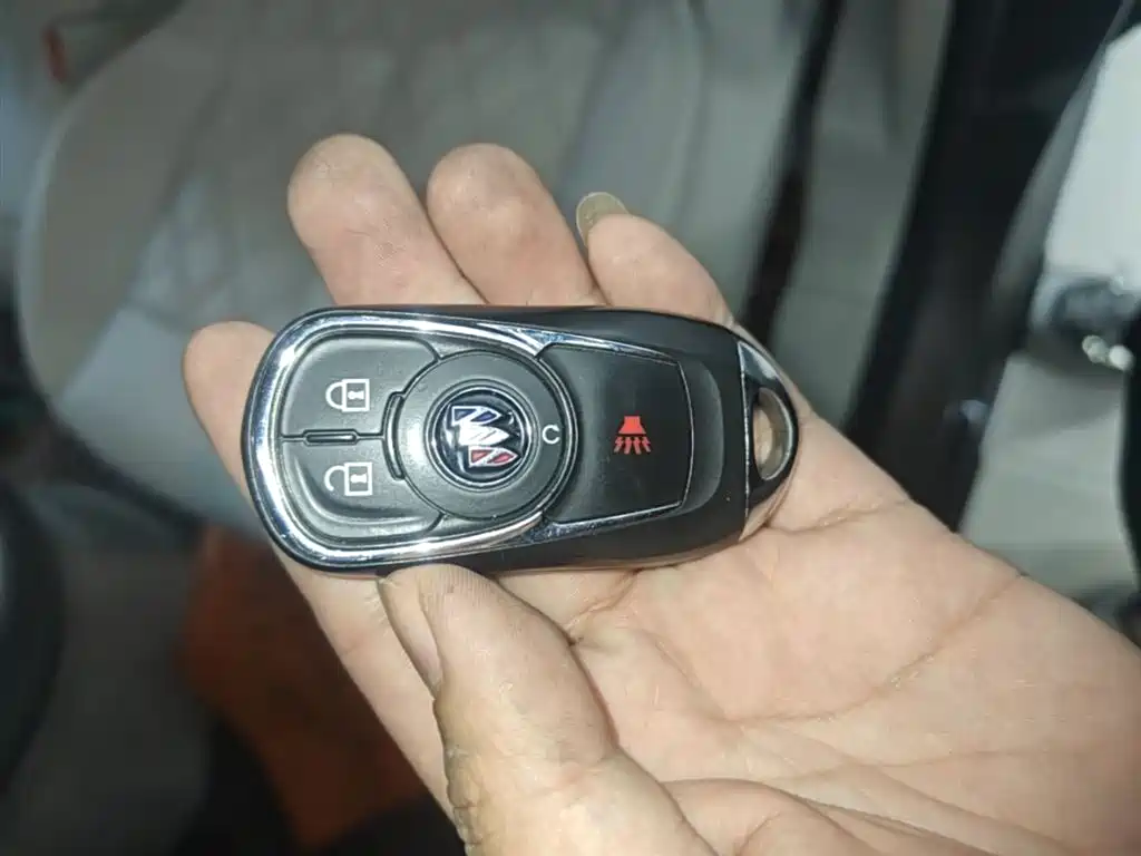 BUICK GL8