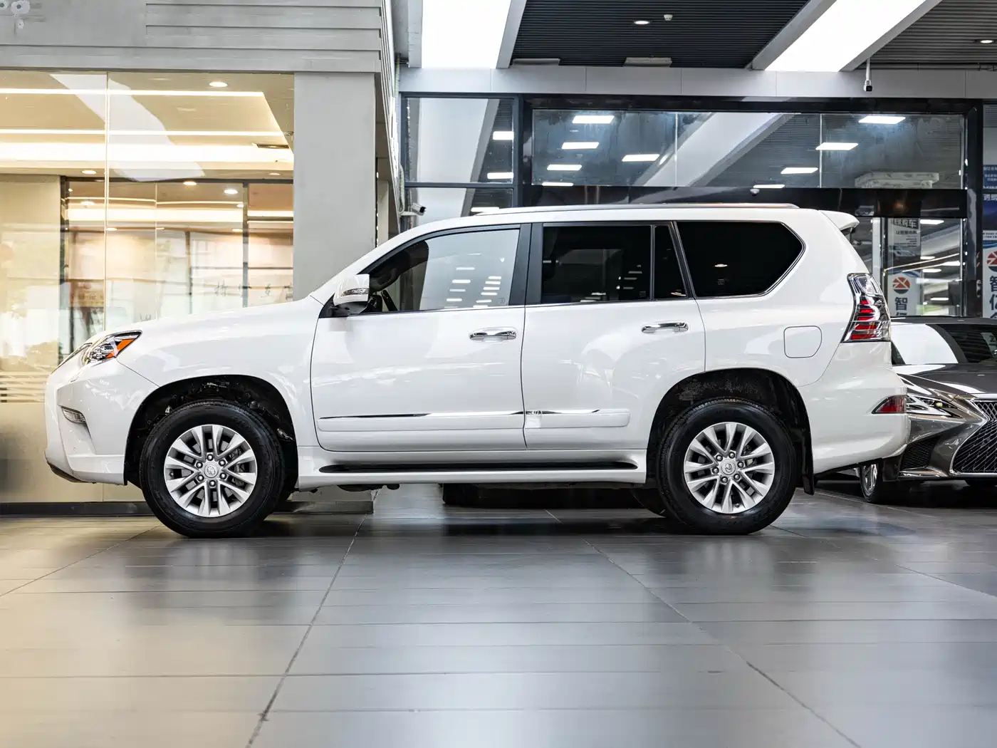 Lexus GX 2014 400 Premium фото 4