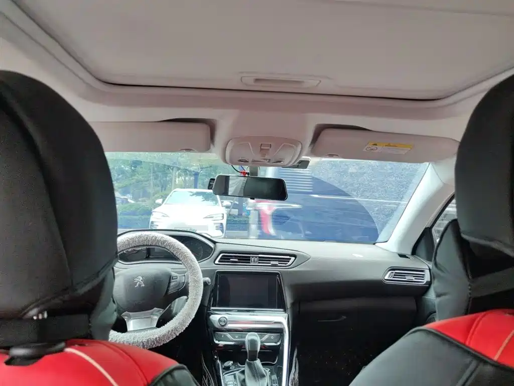 Peugeot 308 2018 230THP Auto Luxury Edition фото 18