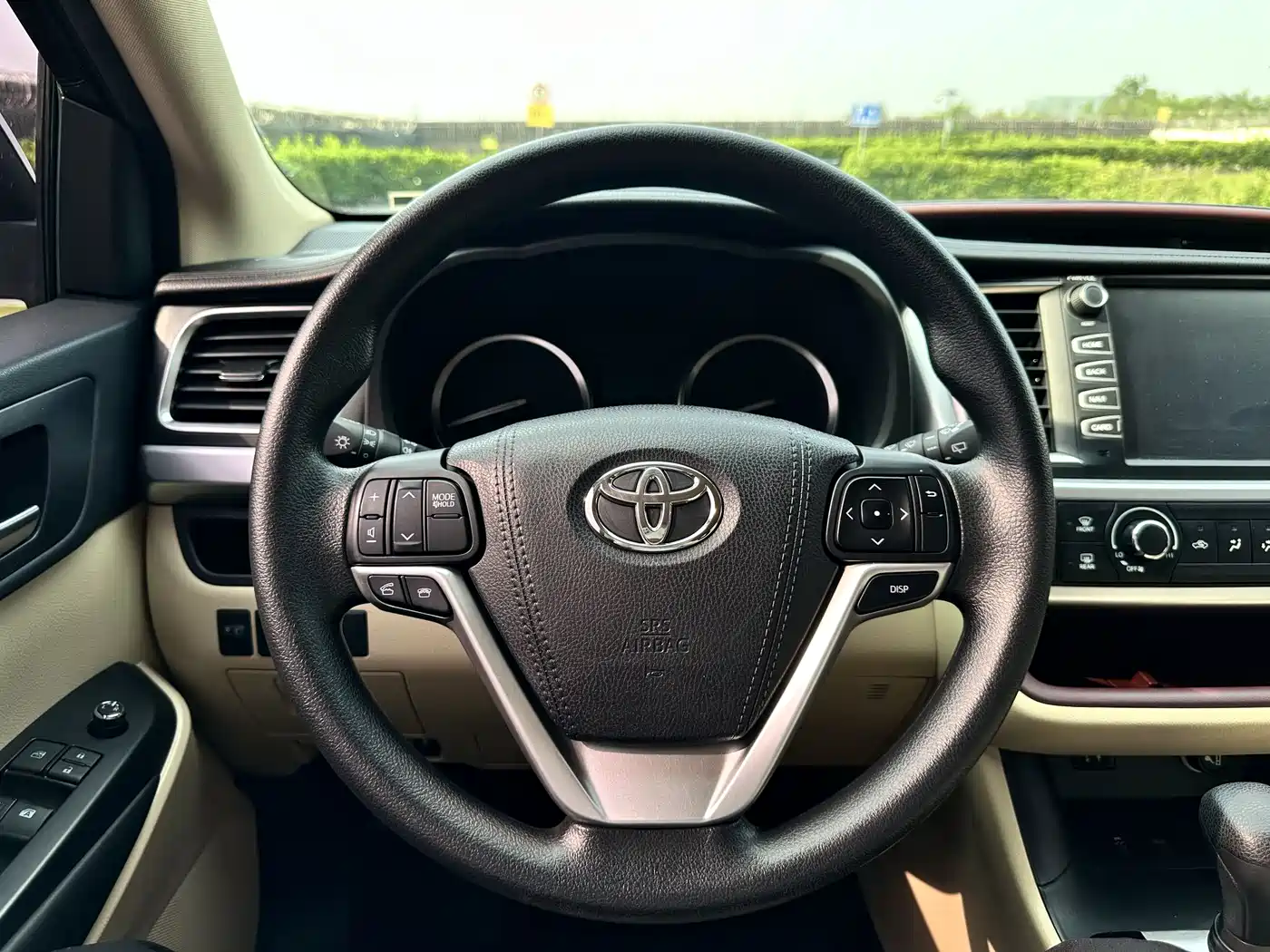 Toyota Highlander 2017 2.0T 2WD Elite 7-Seater фото 11