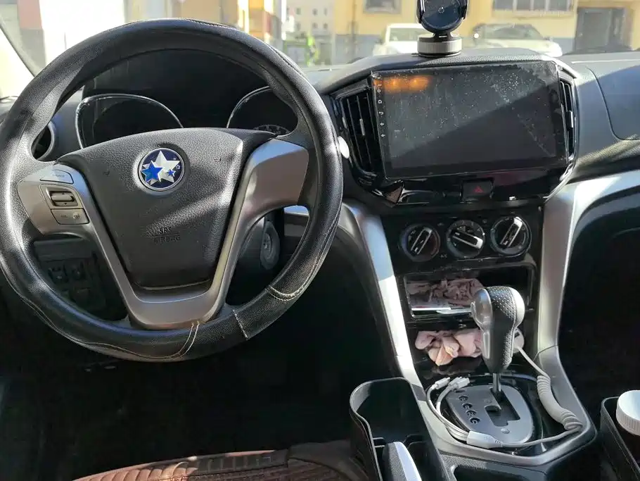 Venucia T70 2017 2016 2.0L CVT Rui Xing Edition