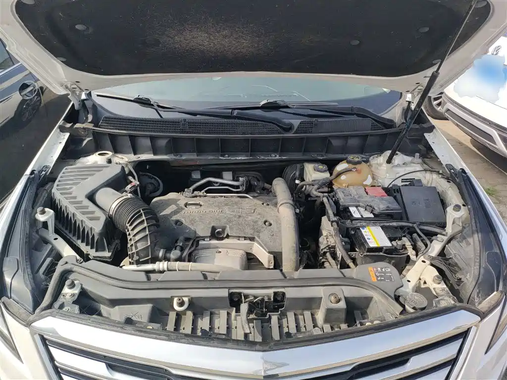 Cadillac XT5 2016 25T Luxury Model фото 20