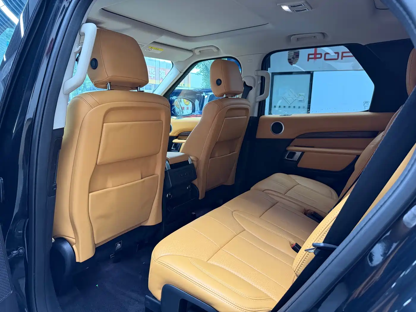 Land Rover Discovery 2017 3.0 SC V6 HSE фото 15