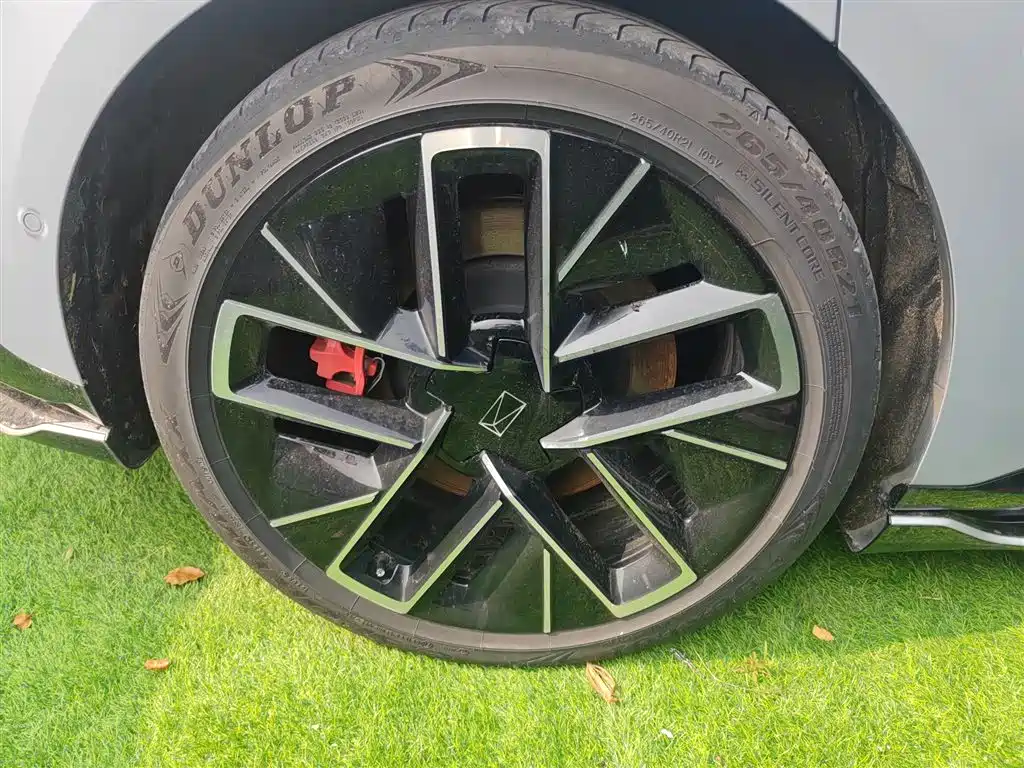 Avatr 12 2023 650 Triple Laser AWD Performance Edition фото 21