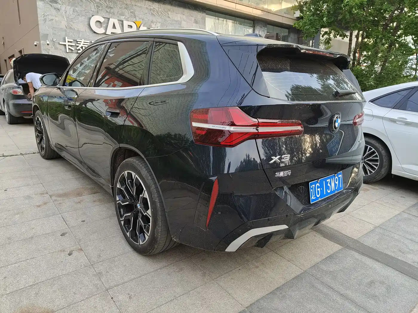 BMW X3 2025 xDrive30L Leading M Sport Package фото 6