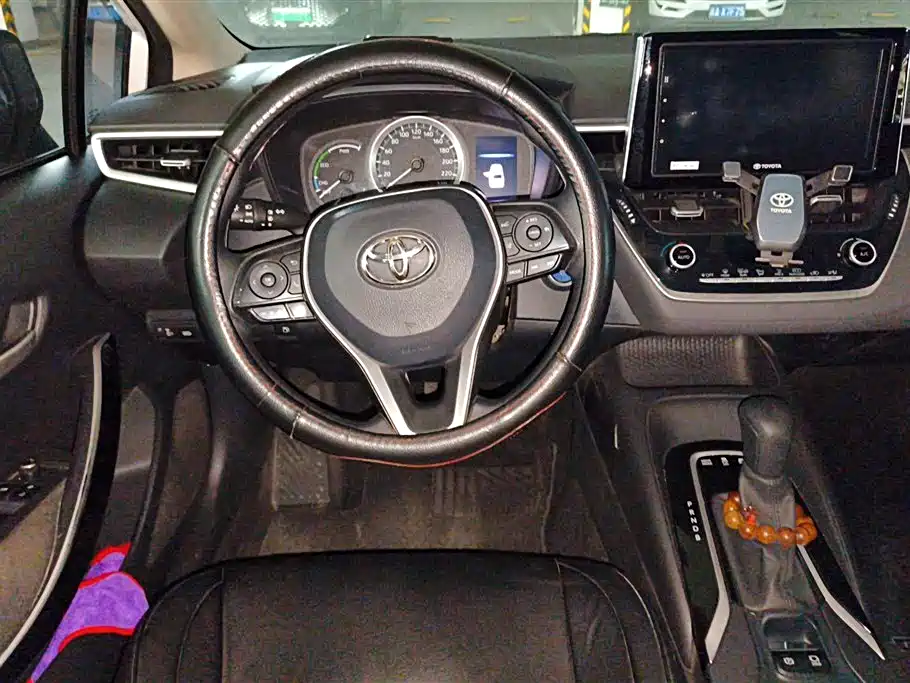 Toyota Corolla 2019 Hybrid 1.8L E-CVT GL-i Elite Edition фото 15