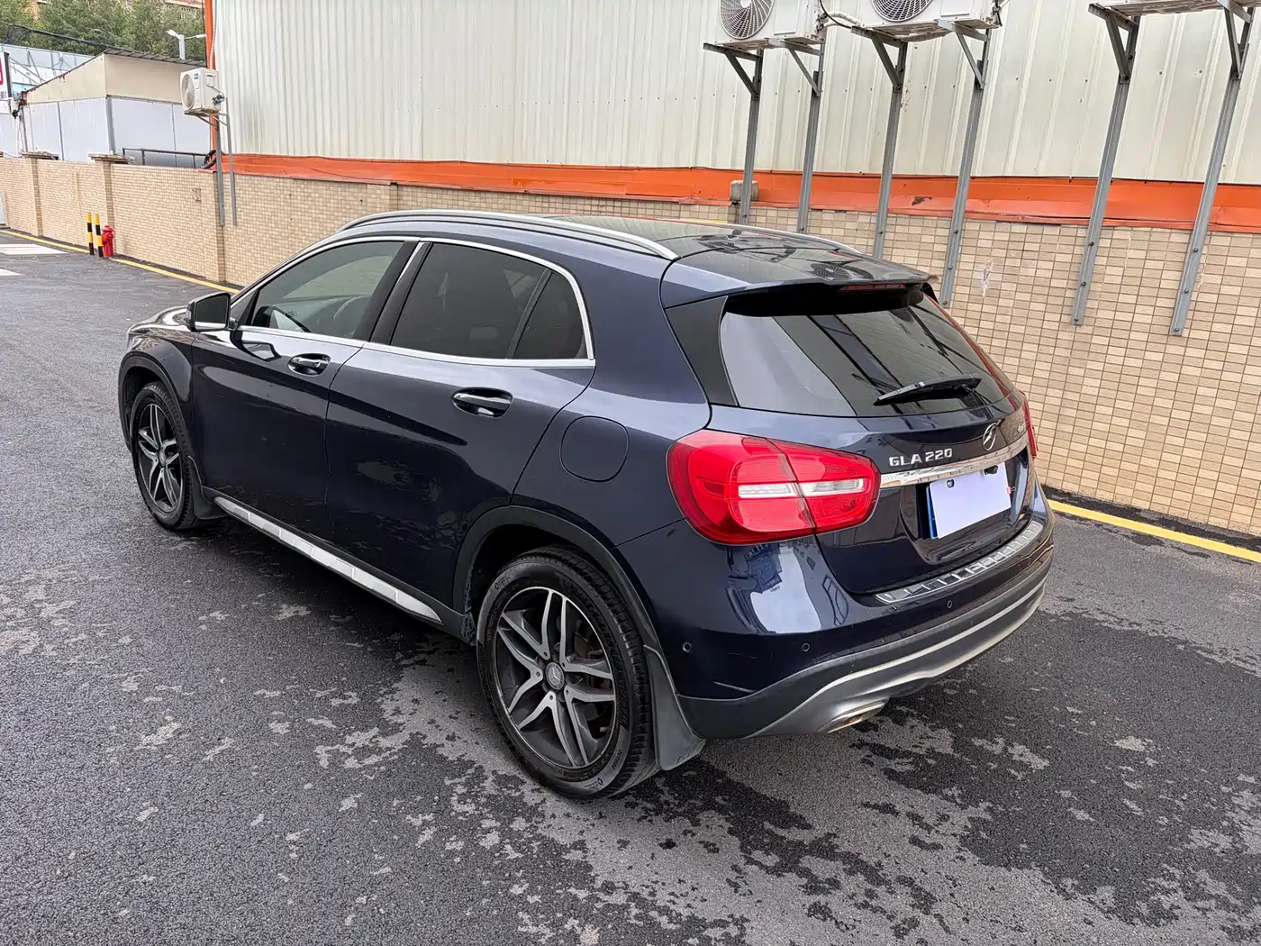 Mercedes-Benz GLA 2016 GLA 220 4MATIC Fashion фото 8