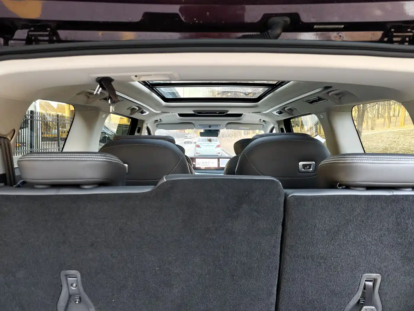 SAIC Maxus Maxus G90 2024 2.0T Interstellar 7-Seater фото 24