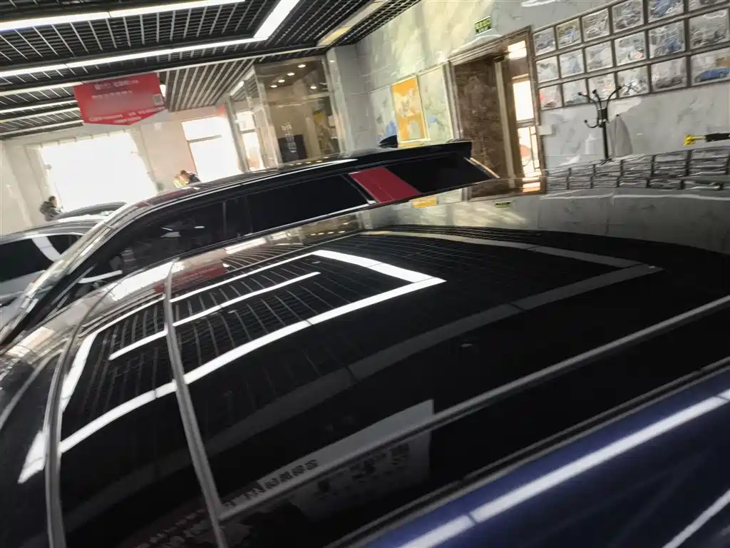 Land Rover Range Rover Evoque New Energy 2021 Range Rover Evoque L P300e Luxury фото 27