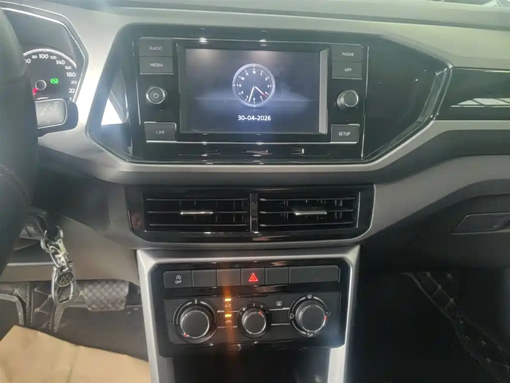 Volkswagen T-Cross 2019 1.5L Automatic Comfort Edition фото 13