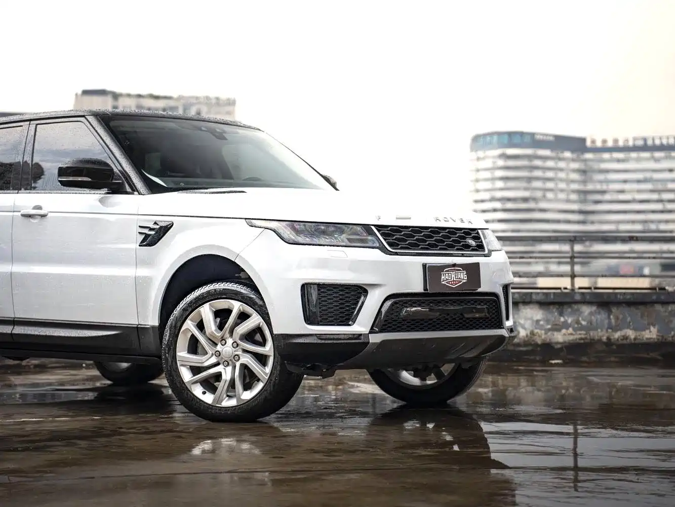 Land Rover Range Rover Sport 2020 3.0 L6 SE фото 4