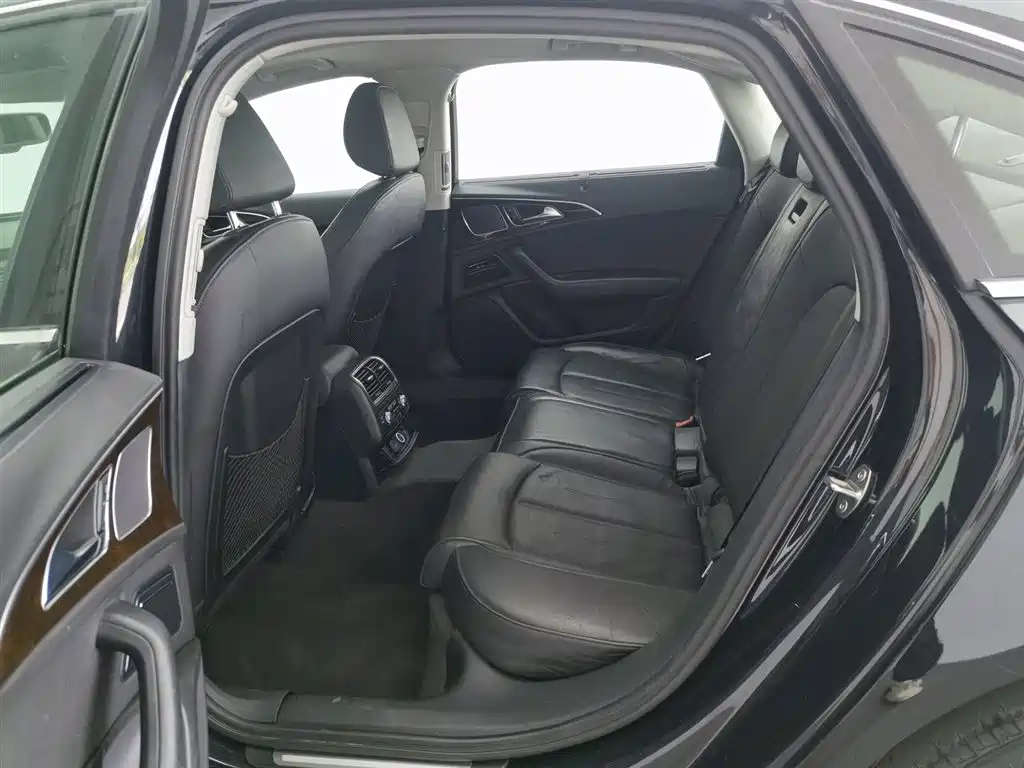 Audi A6L 2012 30 FSI Comfort фото 15