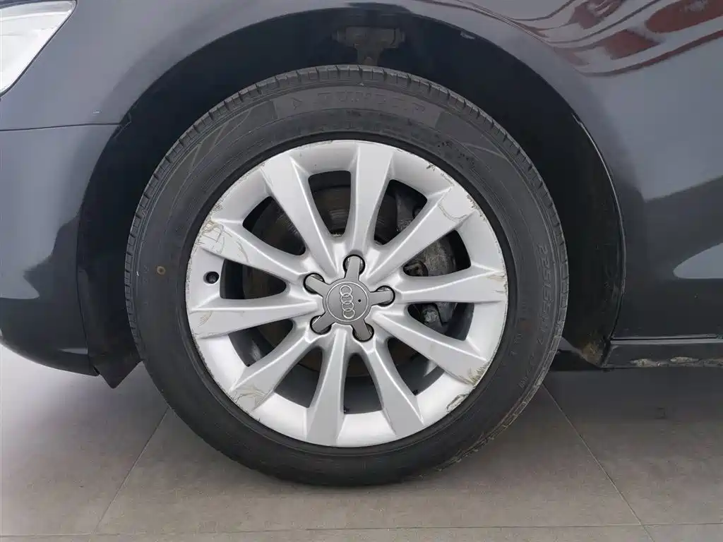 Audi A6L 2012 30 FSI Comfort фото 17