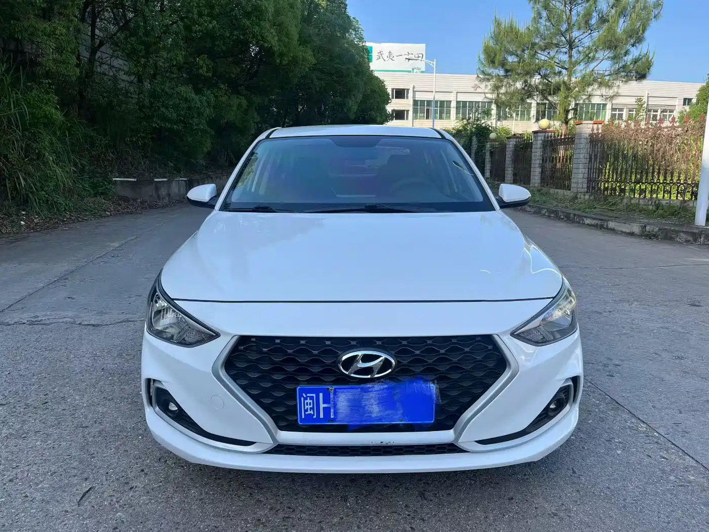 Hyundai Elantra 2018 1.6L Auto Joy GL (China V) фото 2