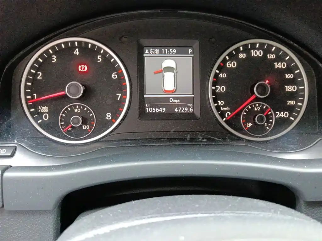 Volkswagen Tiguan 2013 1.8TSI Auto 4WD Luxury фото 9