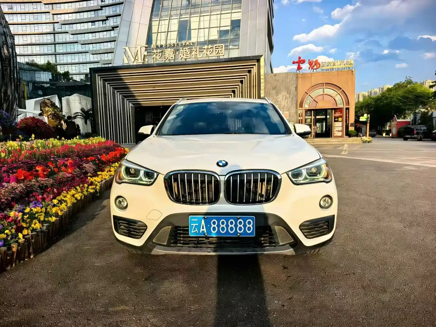 BMW X1 2018 sDrive20Li Leading Model фото 2