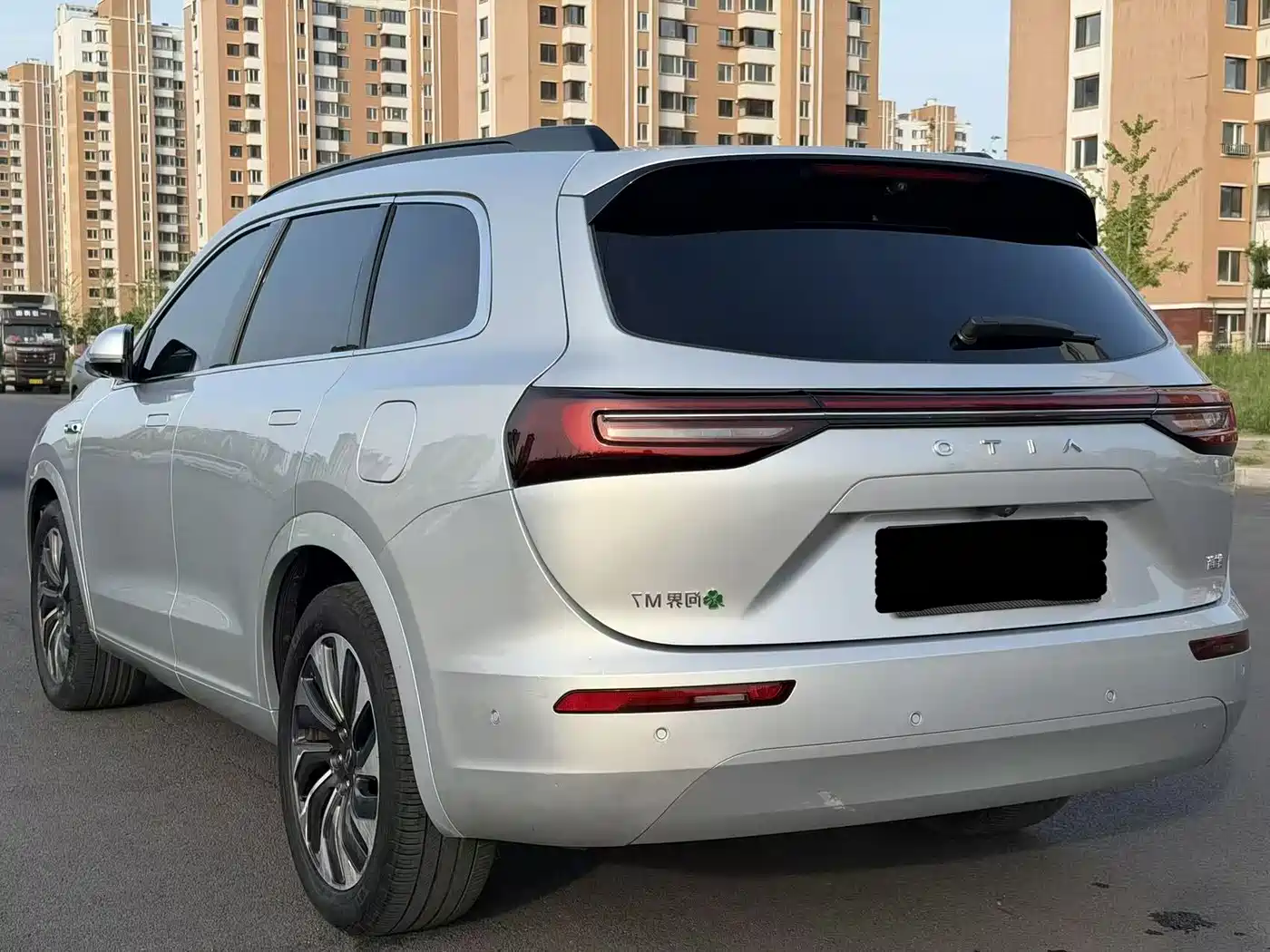 AITO Wenjie AITO M7 2024 1.5T Smart AWD Max Edition 5-Seater фото 9