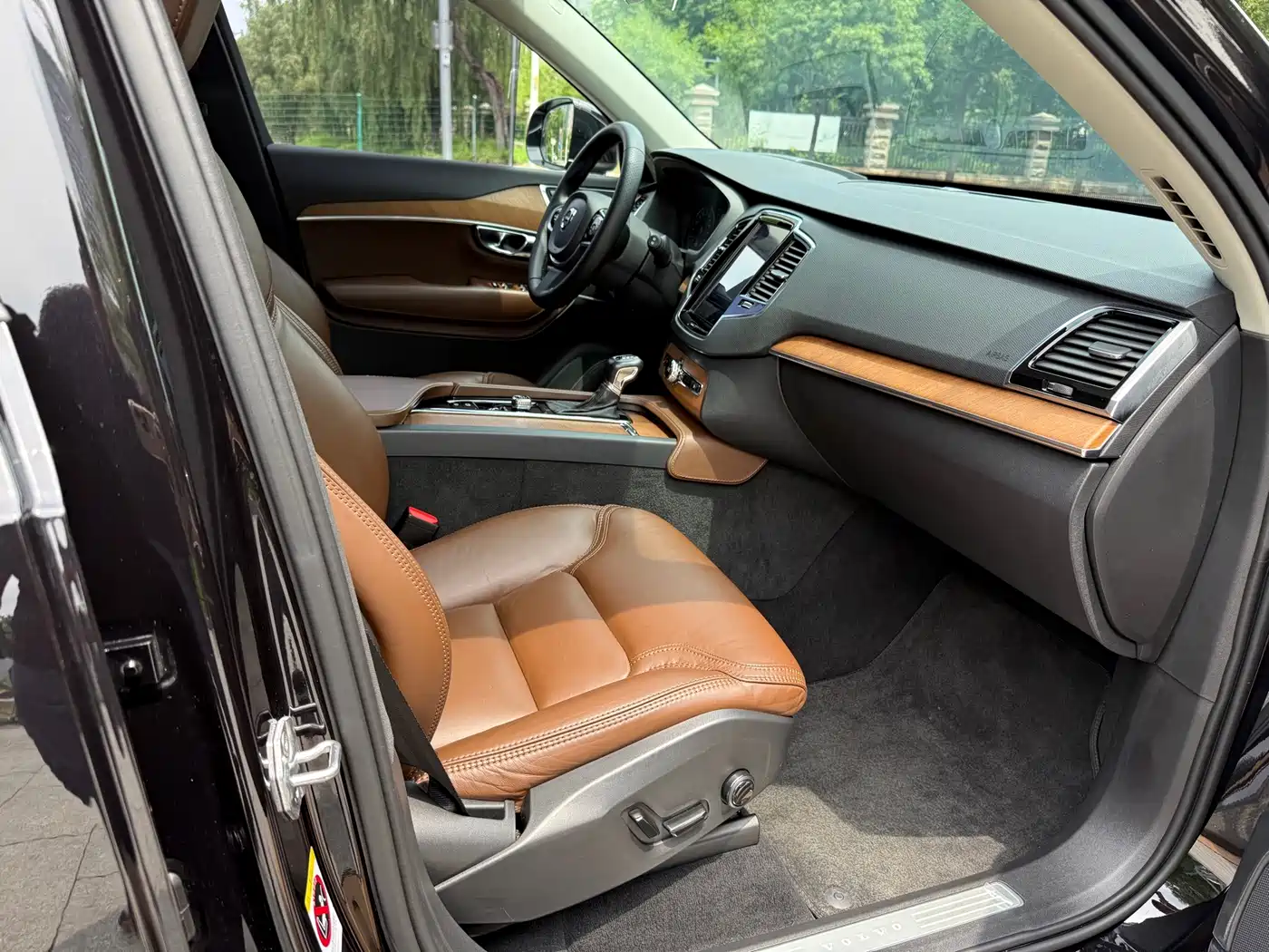 Фото 20 - Volvo XC90