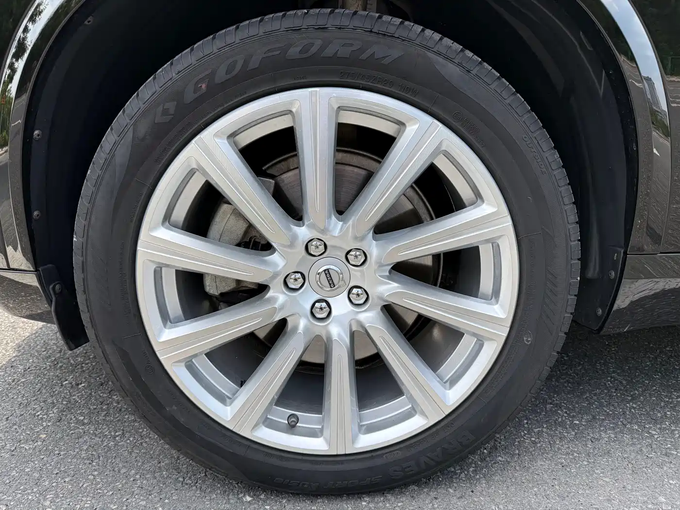 Фото 22 - Volvo XC90