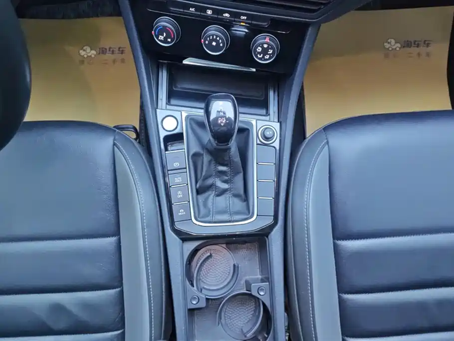 Volkswagen Sagitar 2021 280TSI DSG Surpassing Edition фото 16