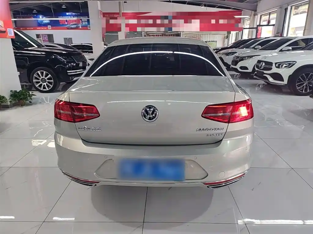 Volkswagen Magotan 2017 330TSI DSG Luxury фото 6