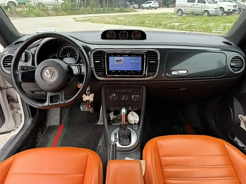Volkswagen Beetle 2015 380TSI фото 14