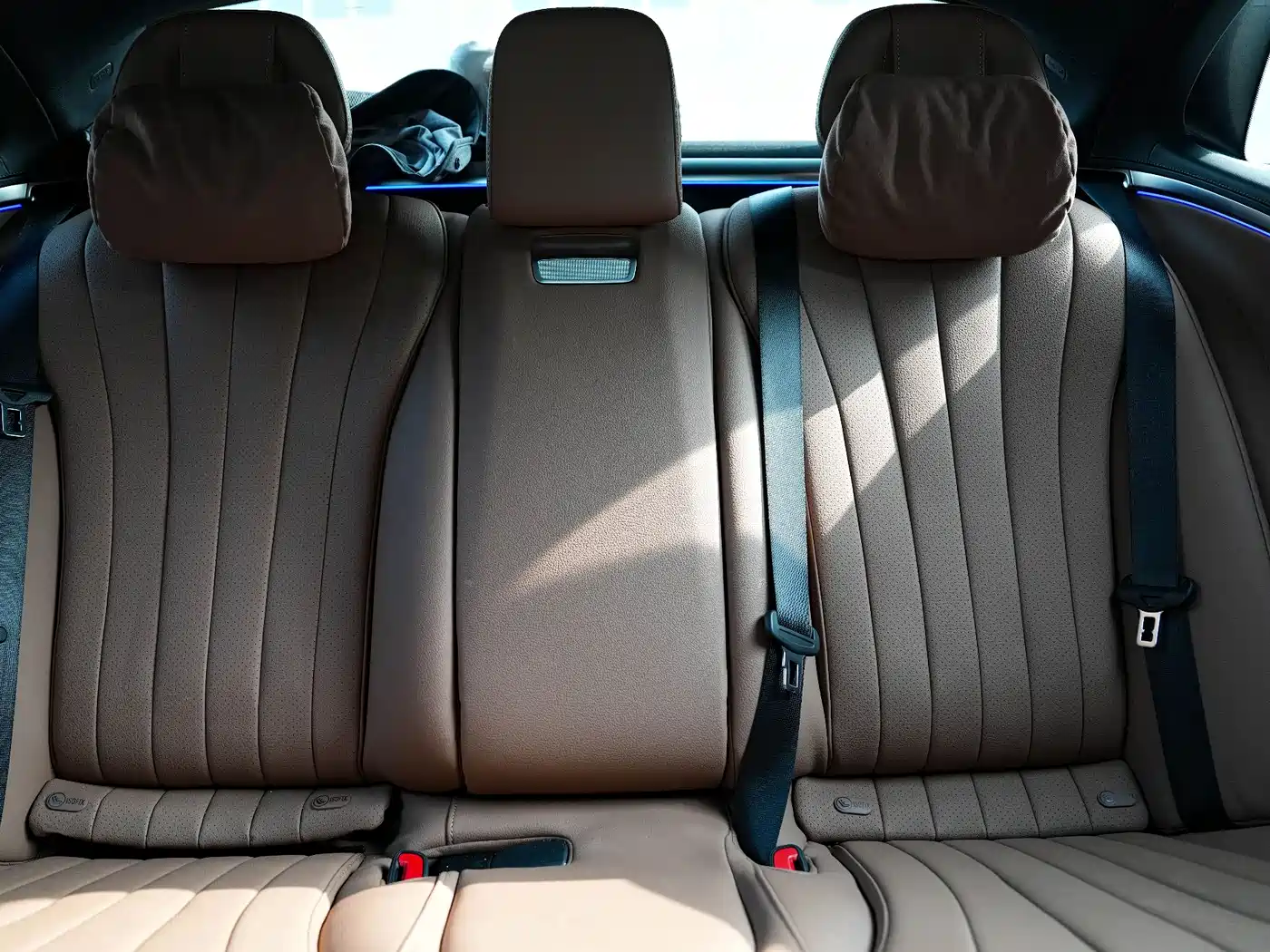 Mercedes-Benz E-Class 2024 E 300 L Fashion фото 13