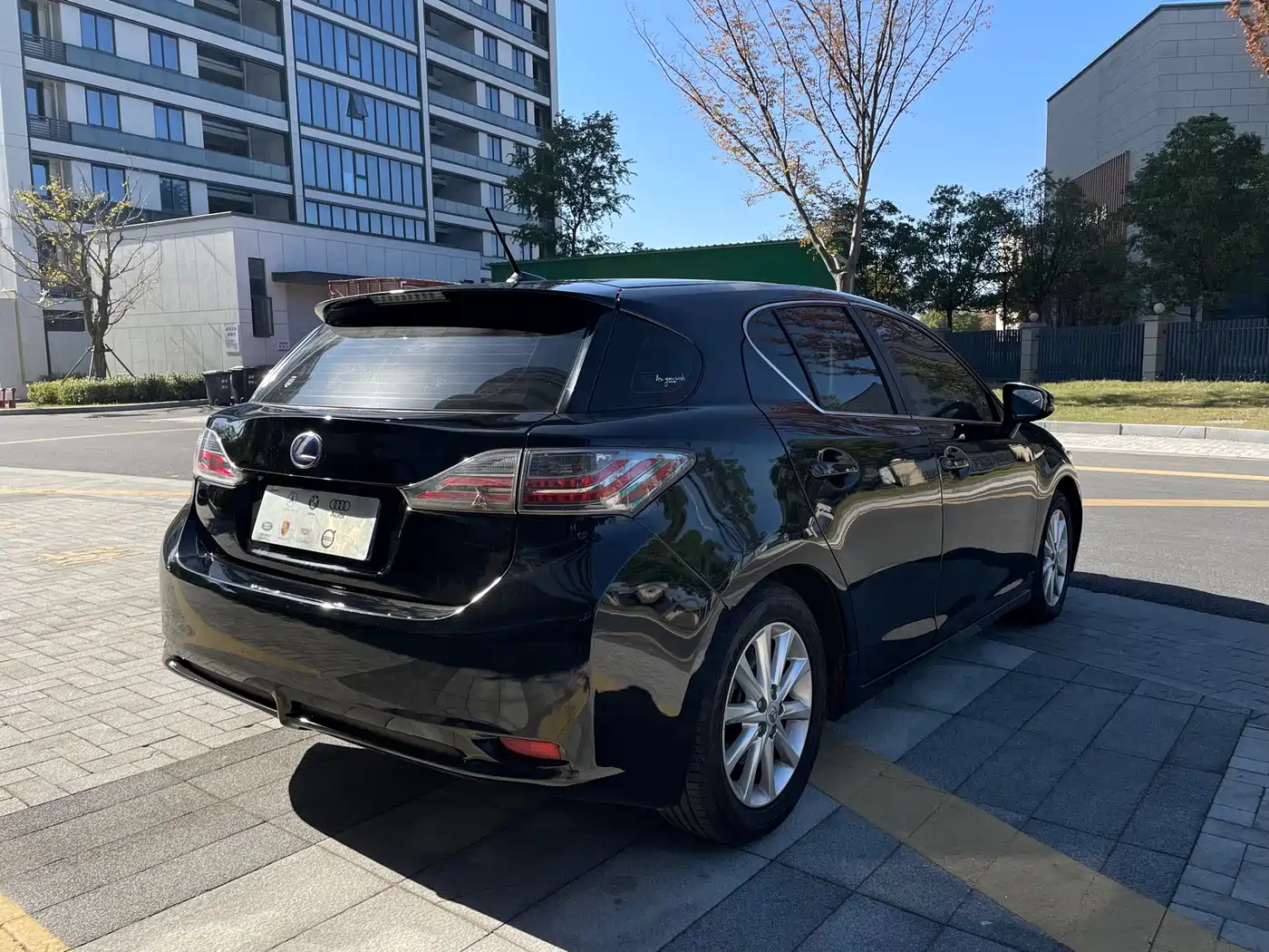 Lexus CT 2012 Model CT200h Elite Edition фото 5