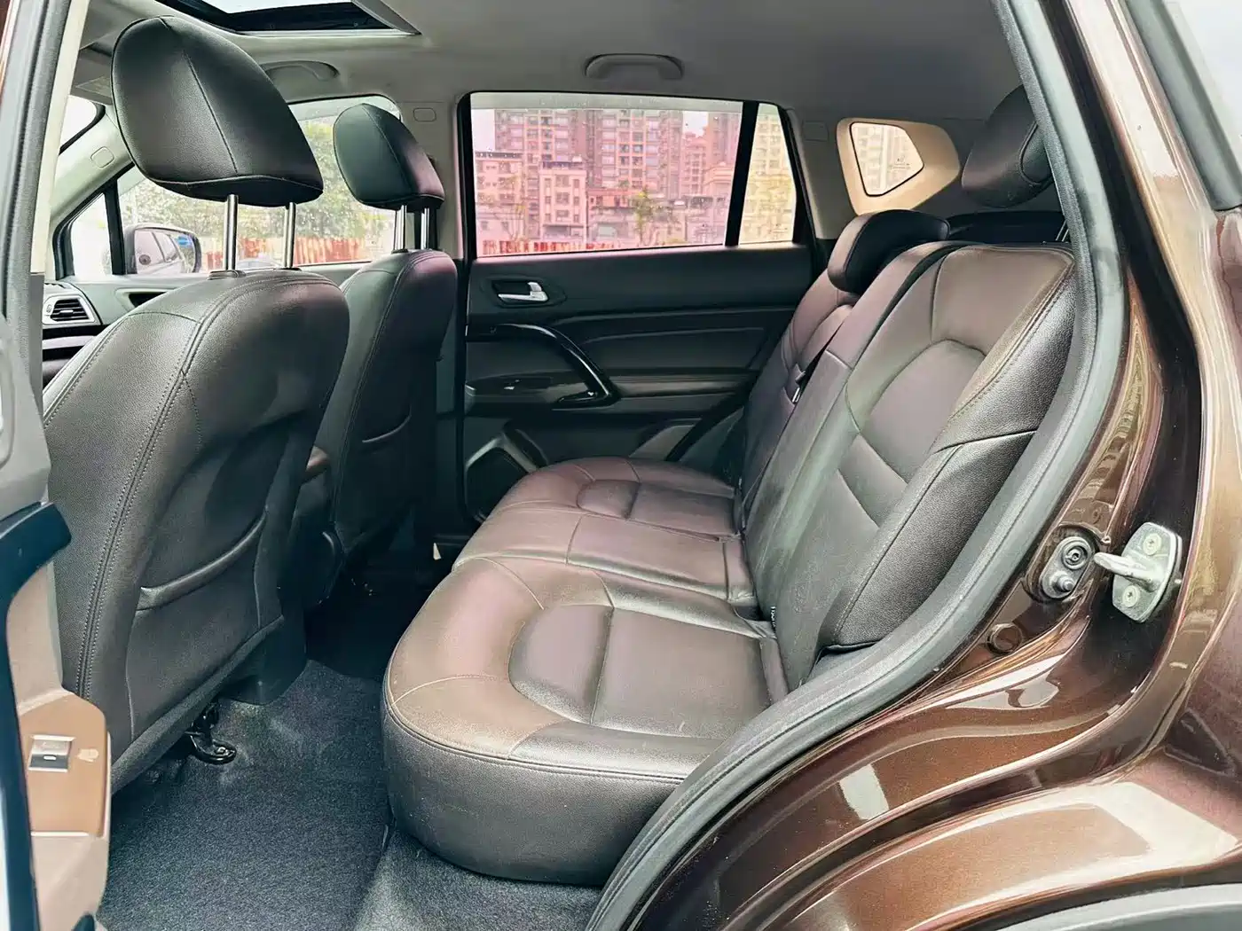 GAC Trumpchi Trumpchi GS4 2016 235T G-DCT Elite Edition фото 7