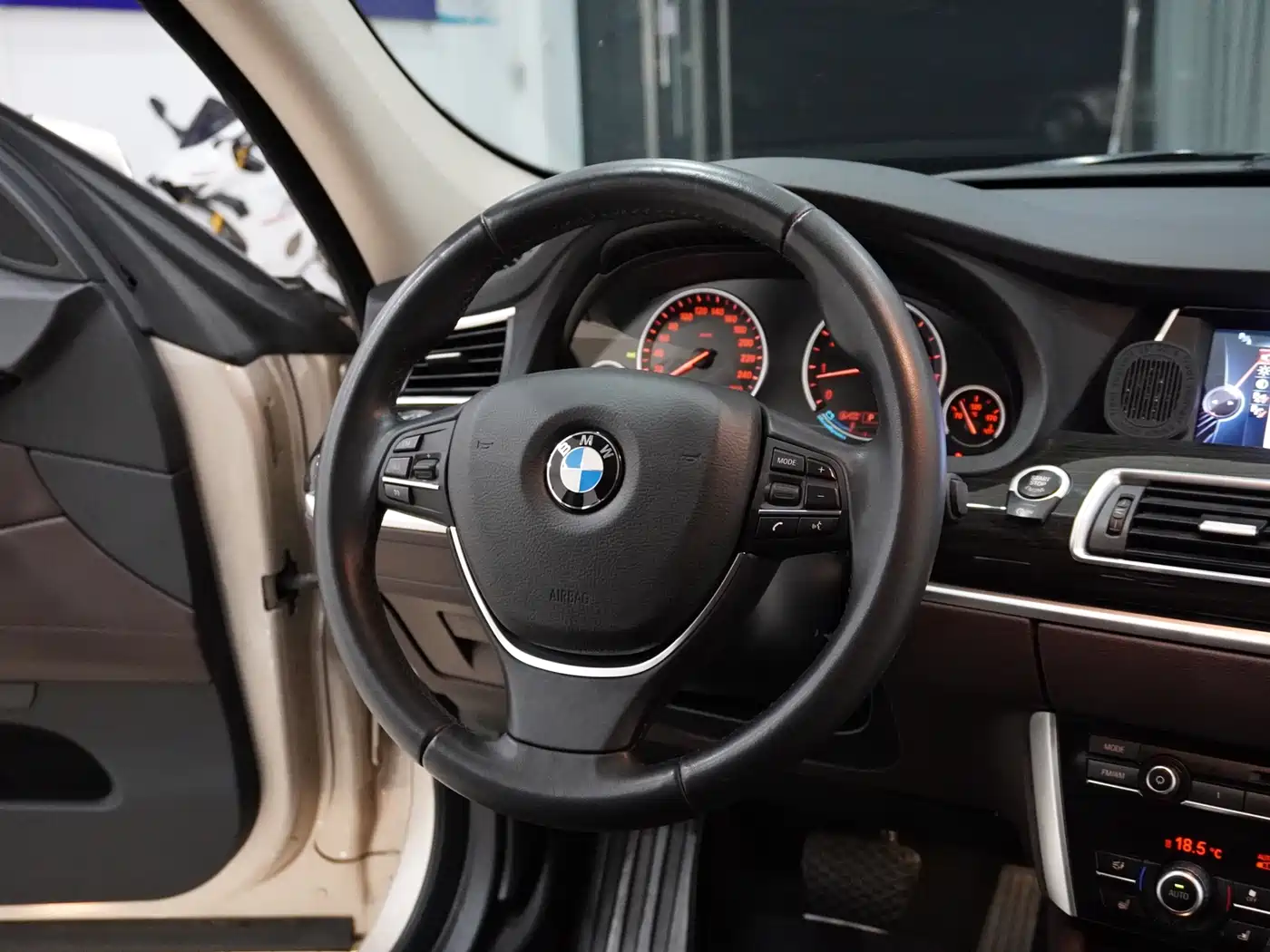 BMW 5 Series GT 2014 2014 528i Luxury