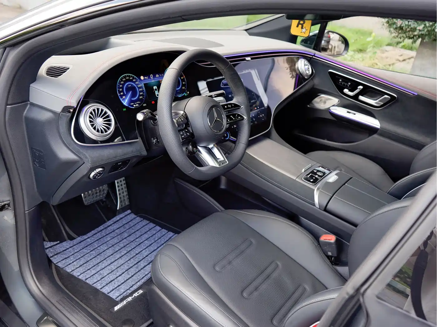Mercedes-Benz EQE, миниатюра 10