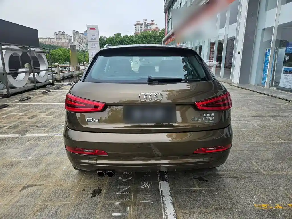 Фото 6 - Audi Q3