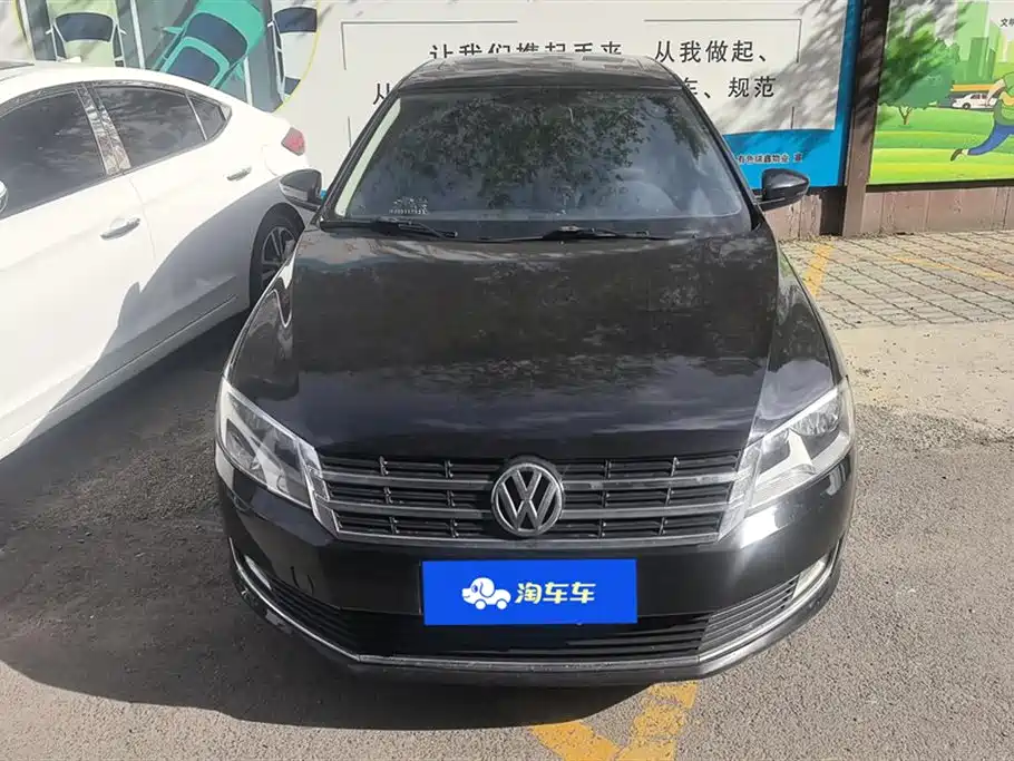 Volkswagen Lavida 2013 1.6L Automatic Comfort Edition фото 2
