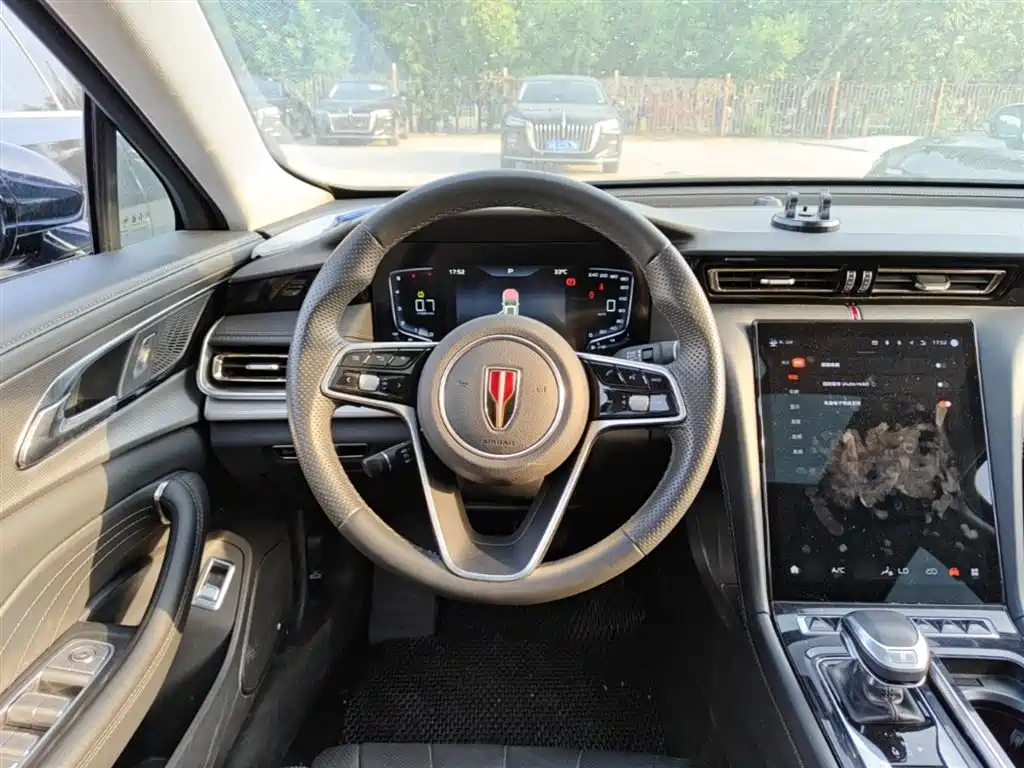 Hongqi H5 2024 1.5T DCT Smart Connect Flag Rhythm Edition фото 11