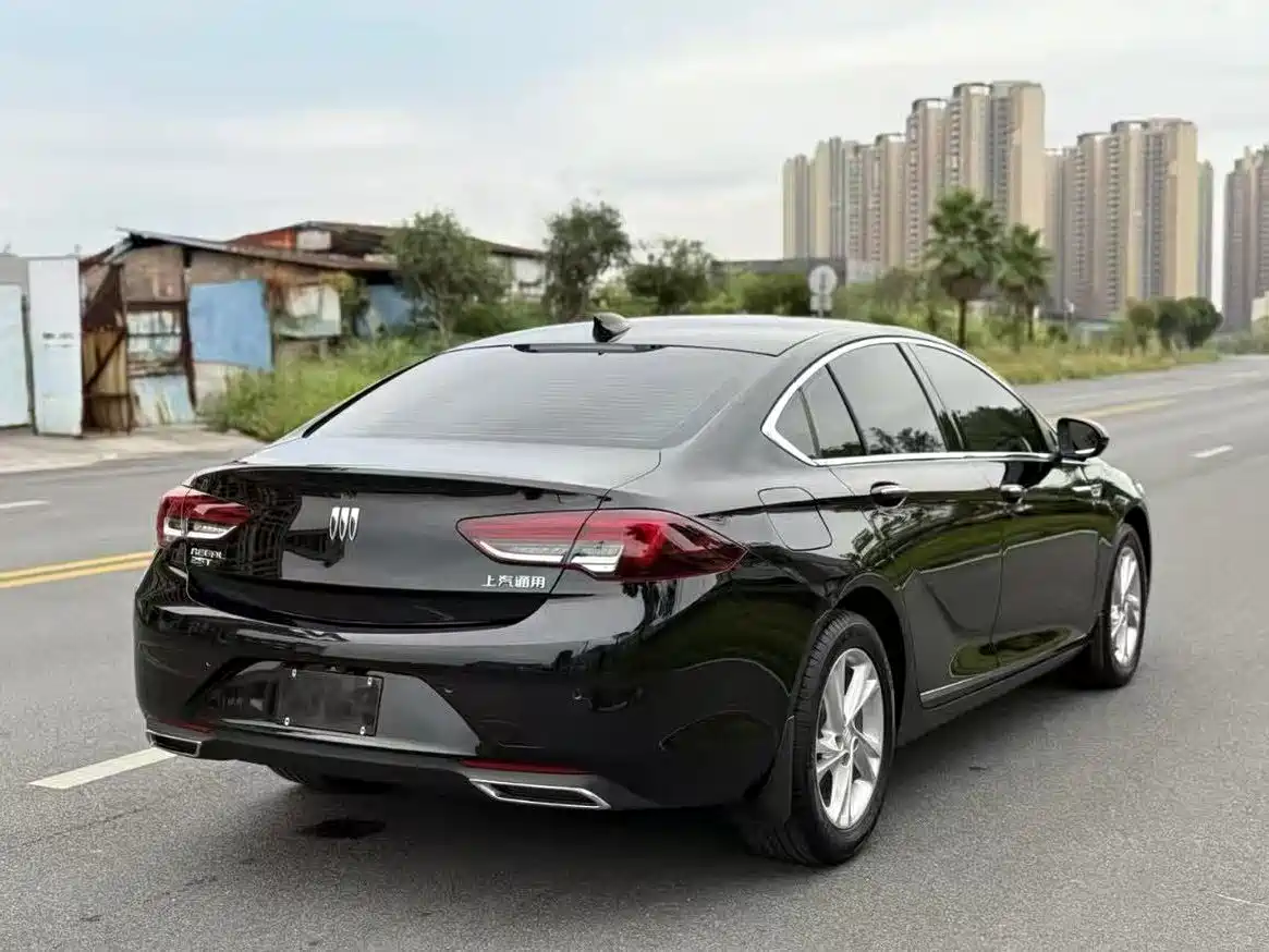 BUICK REGAL