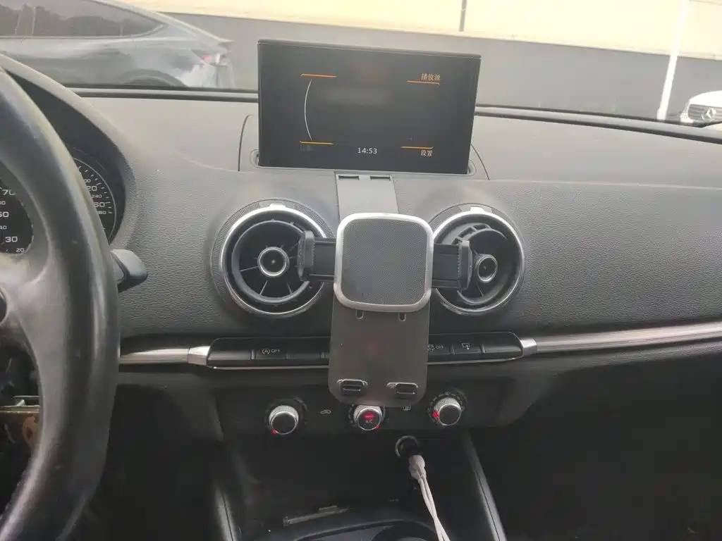 Audi A3 2015 2014 Limousine 35 TFSI Auto Trend