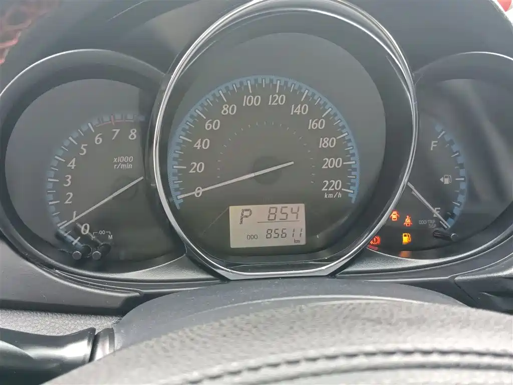 Toyota YARiS L Zhi Xuan 2016 Facelift 1.5E CVT Charming Edition фото 8