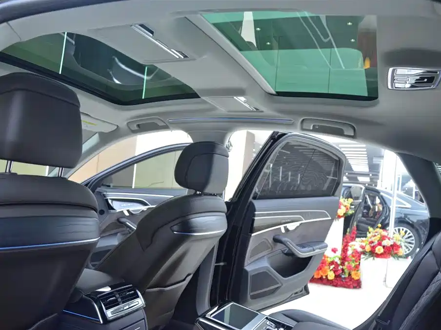 Audi A8 2025 A8L 50 TFSI quattro Exclusive Selection фото 15