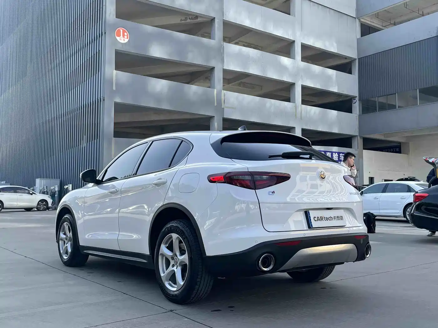 Alfa Romeo Stelvio 2019 2017 2.0T 200HP Elite